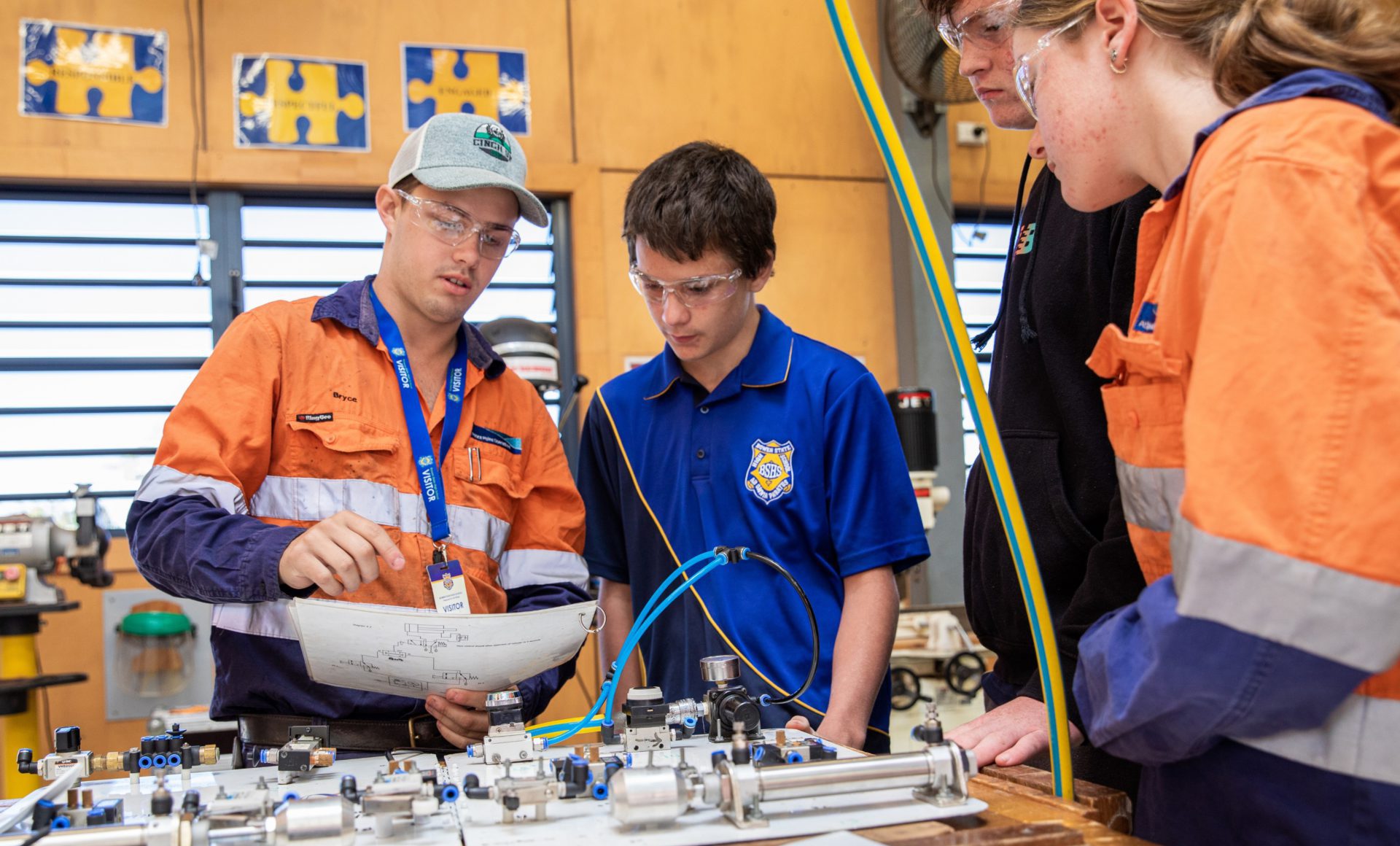 Minerals Academy workshop hammers home opportunities for future tradies ...